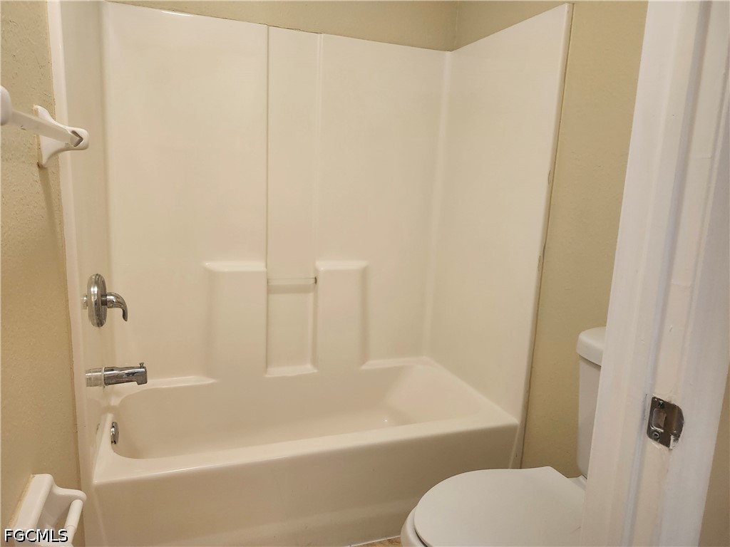 415 NE 25th Avenue Cape Coral FL 33909 2026016413 image18