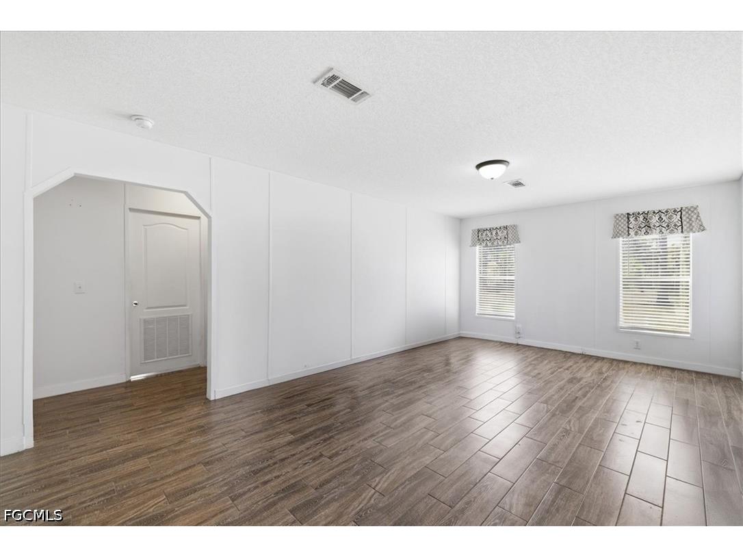 415 S Kennel Street Clewiston FL 33440 2026014240 image3