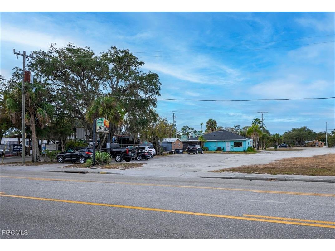 415 S Main Street Labelle FL 33935 2026002470 image19