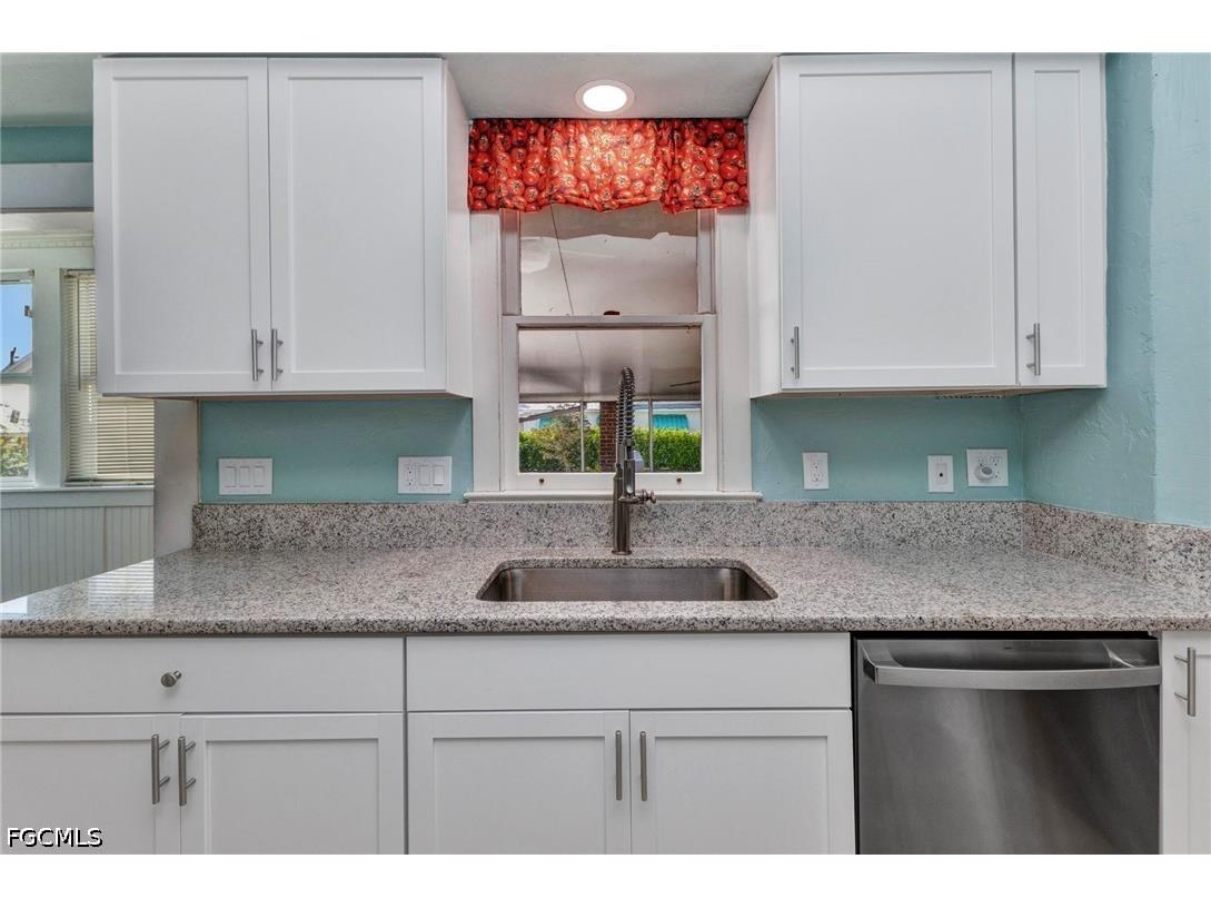 415 W Marion Avenue Punta Gorda FL 33950 2026025720 image19