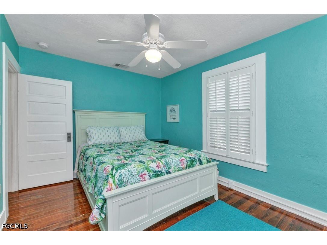 415 W Marion Avenue Punta Gorda FL 33950 2026025720 image27