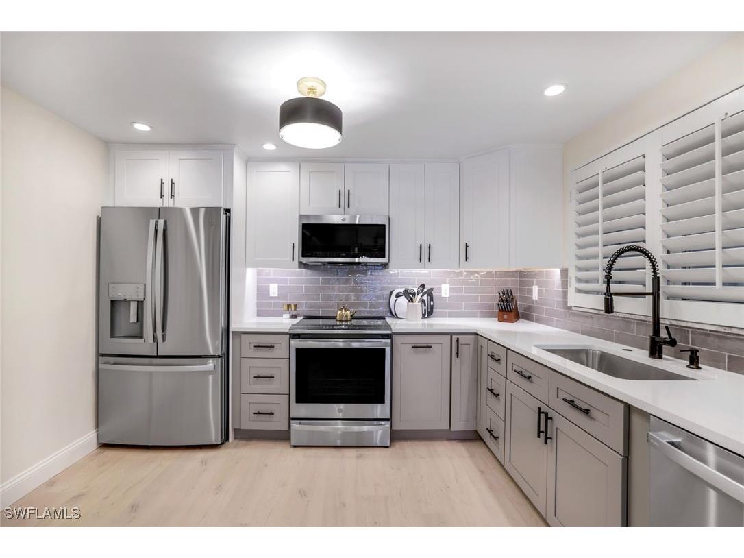 4150 Crayton Road #B2 Naples FL 34103 225069857 image5