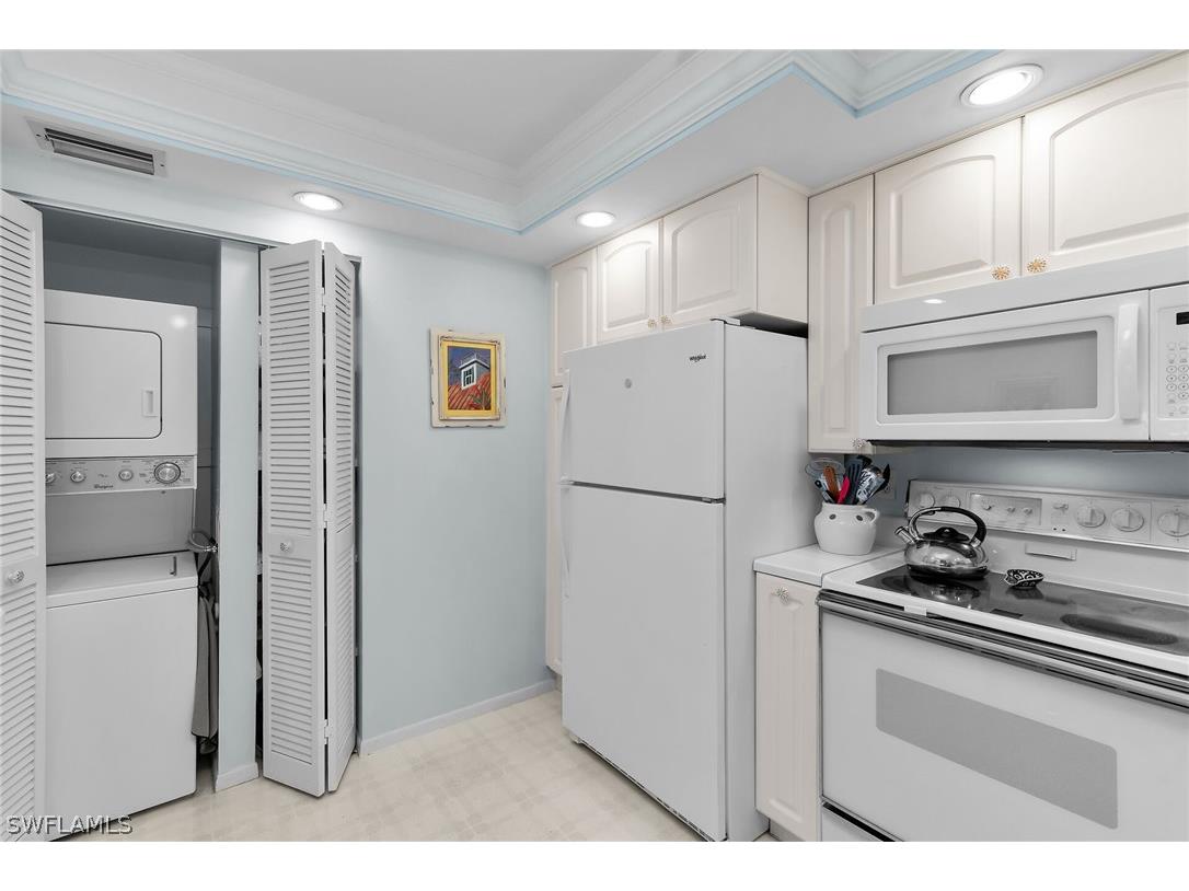 4150 Crayton Road #B6 Naples FL 34103 226006859 image11