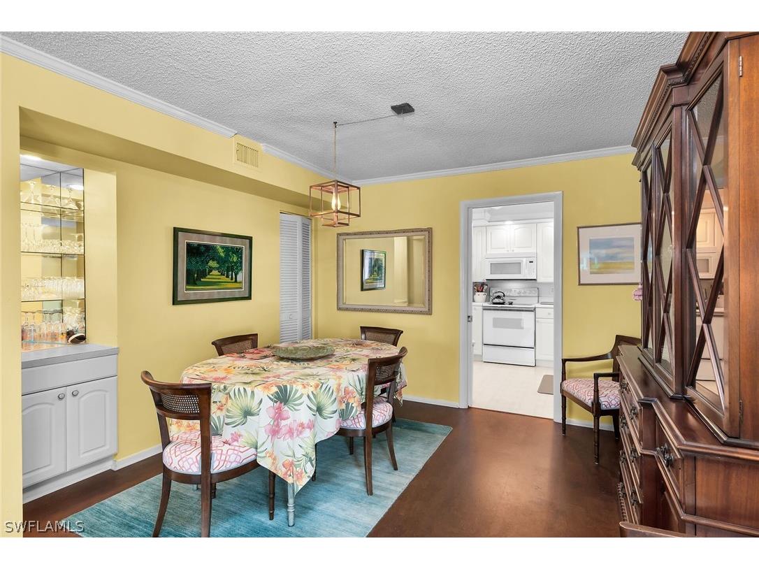 4150 Crayton Road #B6 Naples FL 34103 226006859 image7