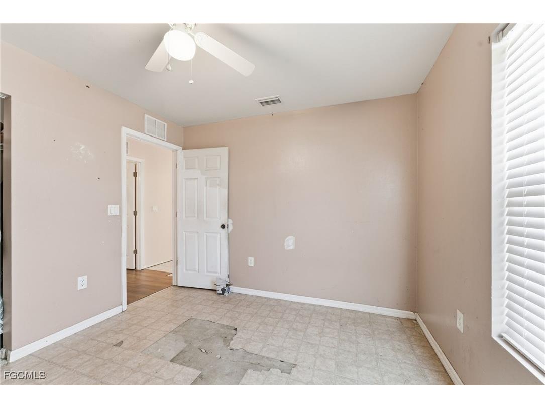 4151 Garden Boulevard Cape Coral FL 33909 2025018581 image21