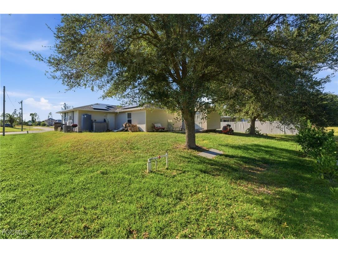 4151 Garden Boulevard Cape Coral FL 33909 2025018581 image23