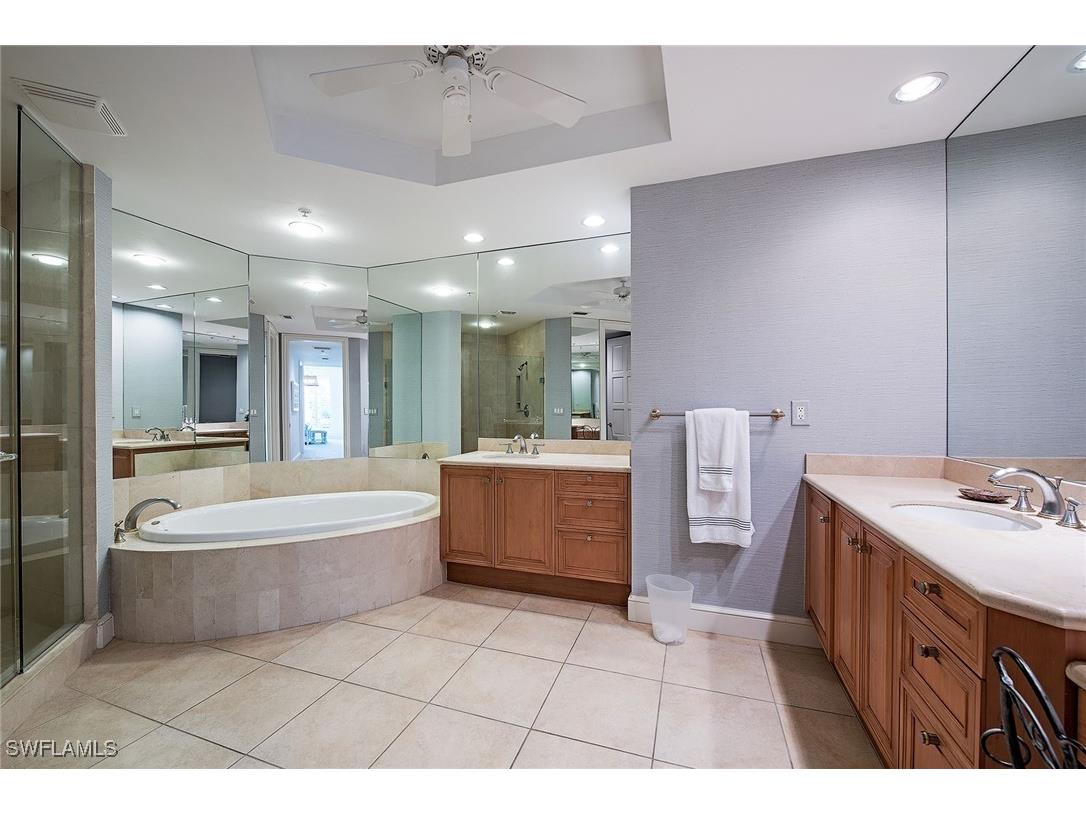 4151 Gulf Shore Boulevard N #201 Naples FL 34103 225078024 image12