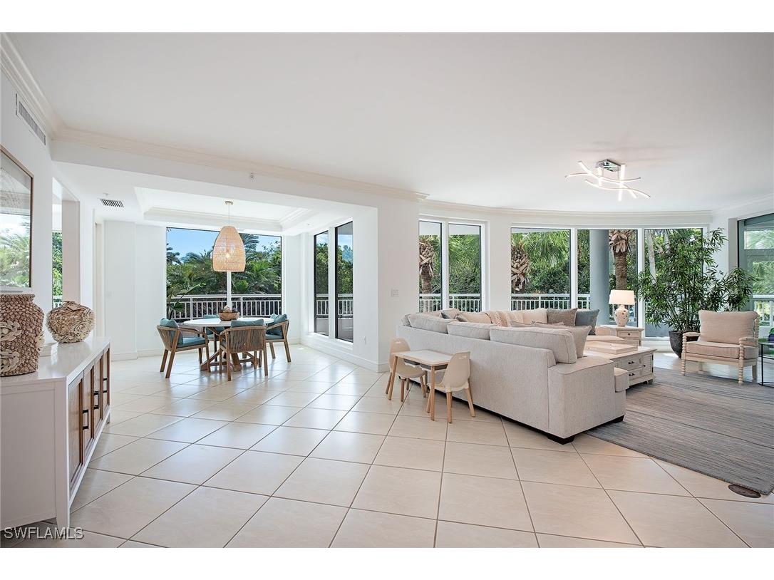 4151 Gulf Shore Boulevard N #201 Naples FL 34103 225078024 image2