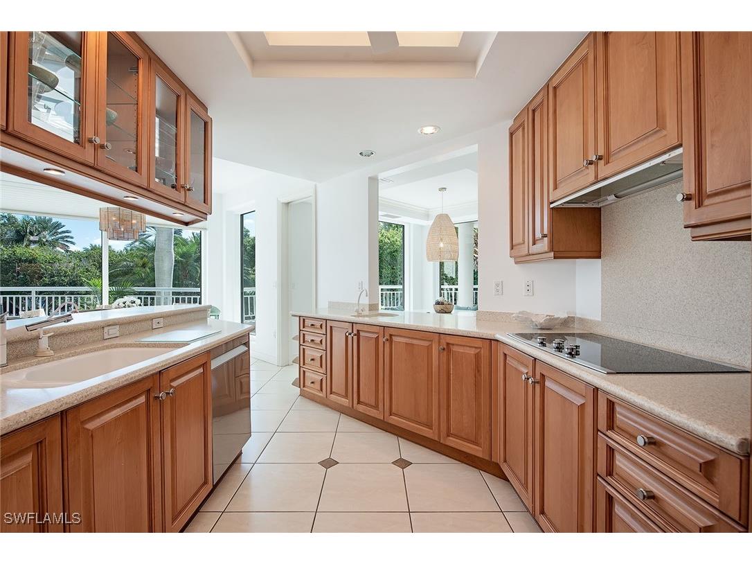 4151 Gulf Shore Boulevard N #201 Naples FL 34103 225078024 image7