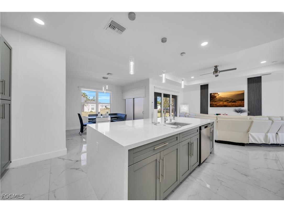 4151 NE 15th Avenue Cape Coral FL 33909 2026012194 image16