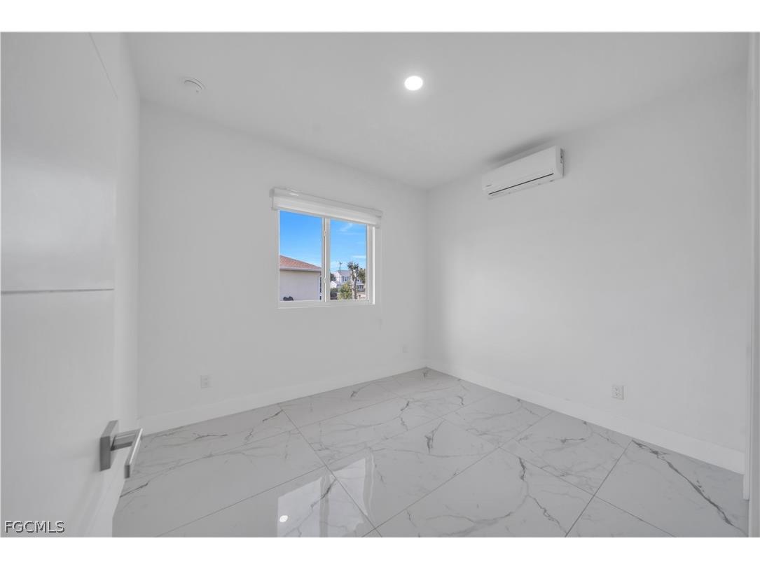 4151 NE 15th Avenue Cape Coral FL 33909 2026012194 image25