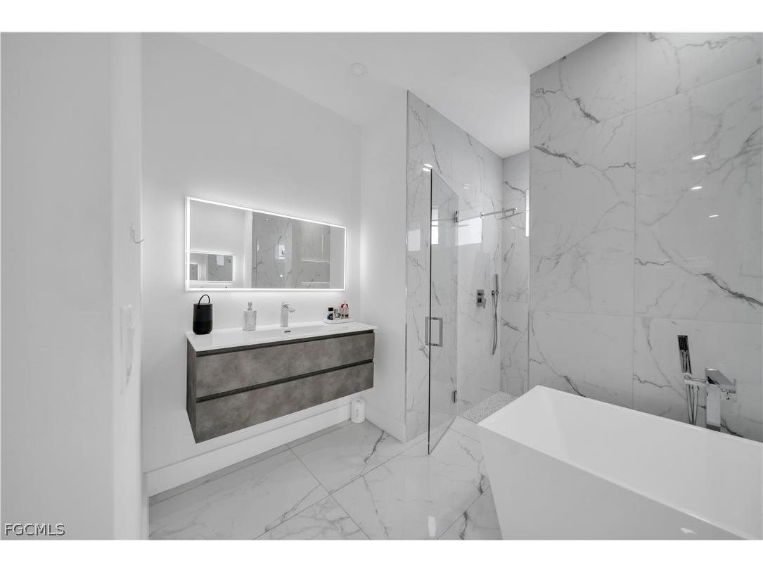 4151 NE 15th Avenue Cape Coral FL 33909 2026012194 image30