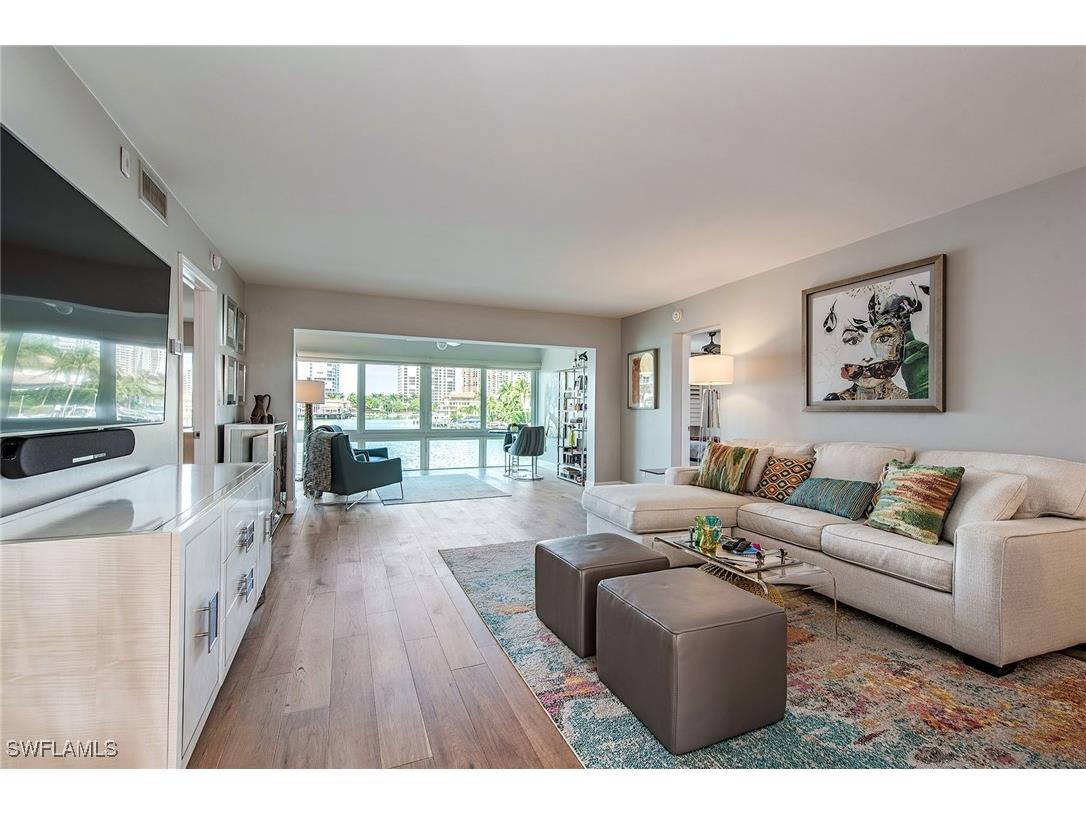 4155 Crayton Road #203 Naples FL 34103 225074233 image1