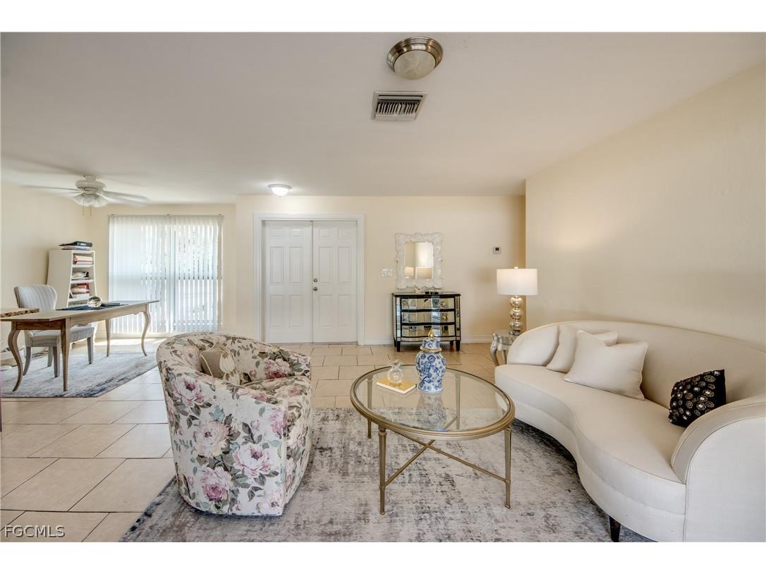 4156 Country Club Boulevard SE Cape Coral FL 33904 2026011004 image5
