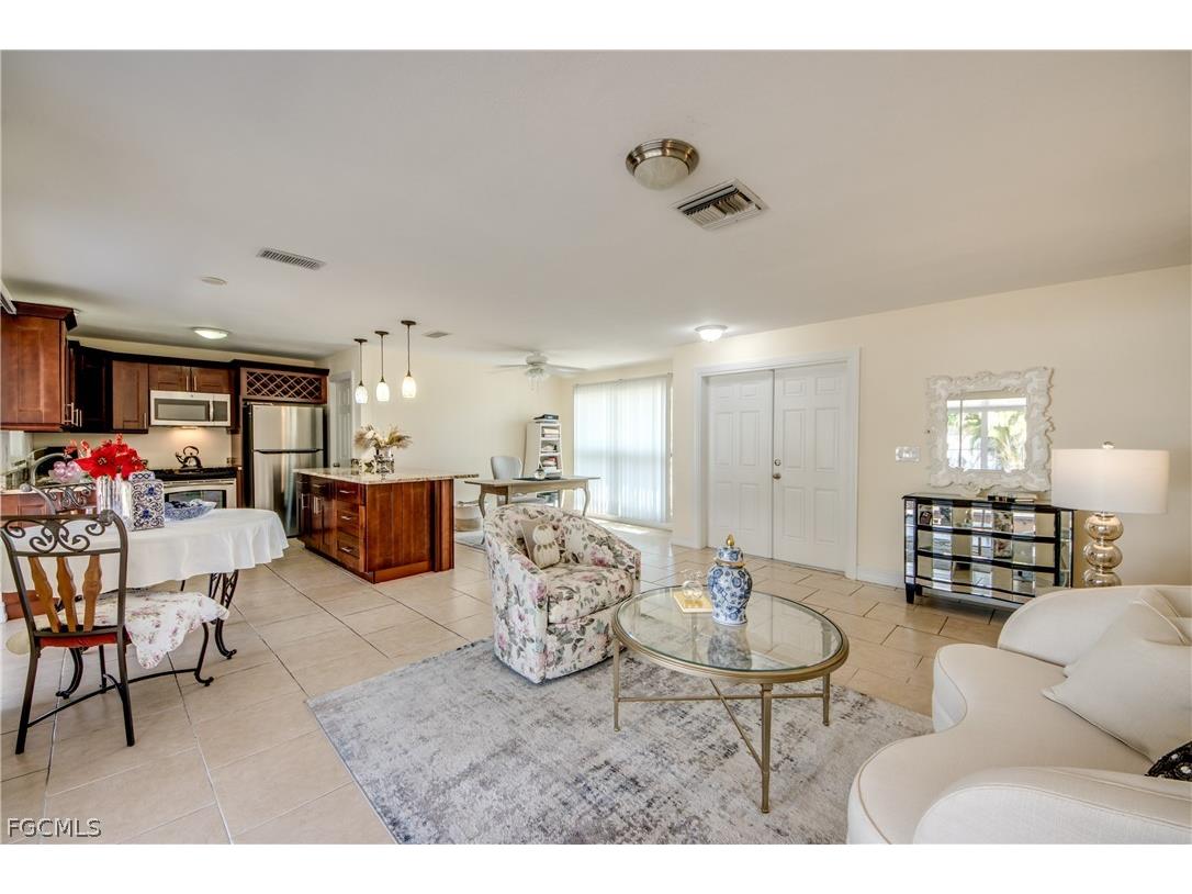 4156 Country Club Boulevard SE Cape Coral FL 33904 2026011004 image6