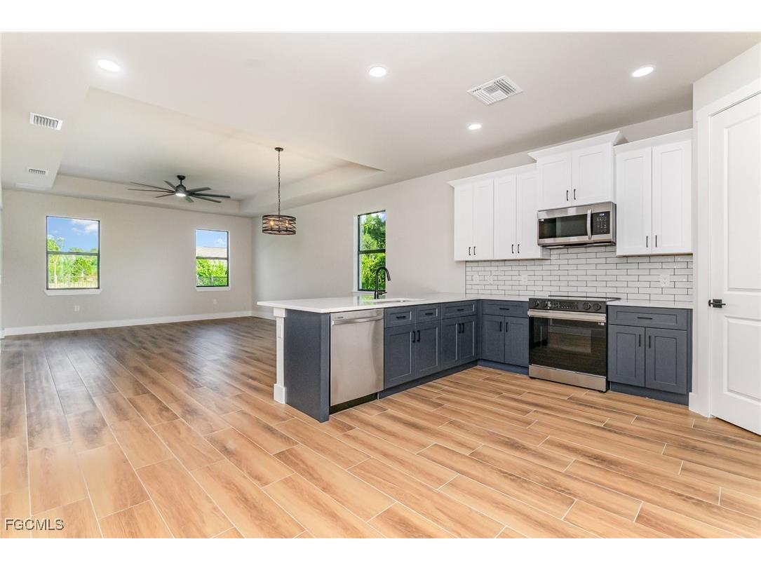 4157 NW 39th Avenue Cape Coral FL 33993 2025021033 image4