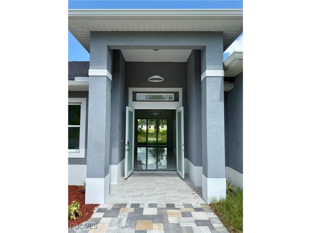 416 Abbott Avenue Lehigh Acres FL 33972 2025004233 image3