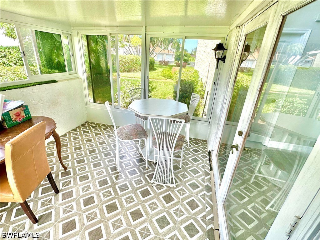 416 Bristle Cone Lane #9 Naples FL 34113 226019102 image10