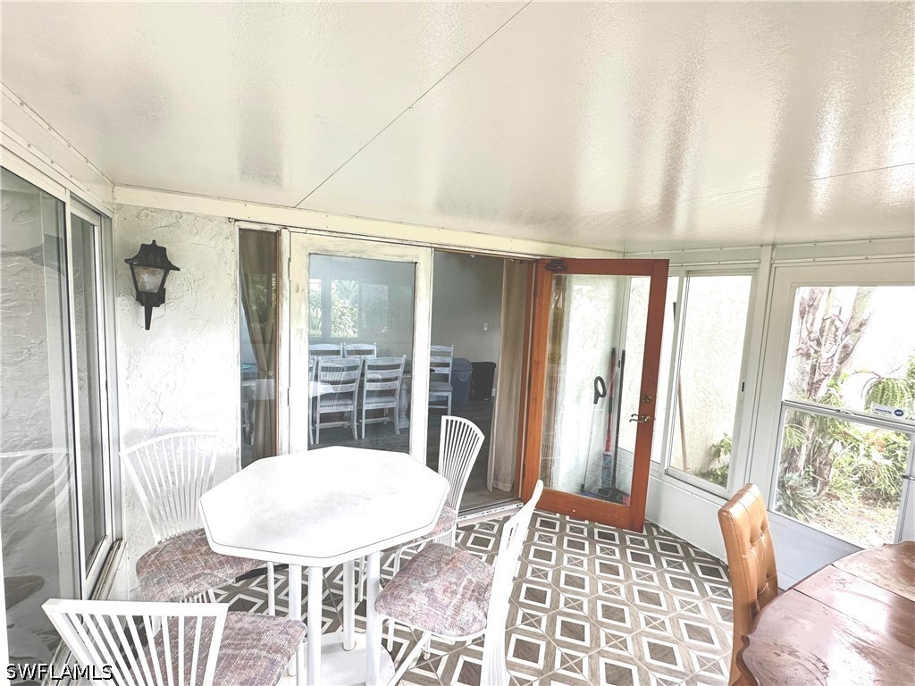 416 Bristle Cone Lane #9 Naples FL 34113 226019102 image11