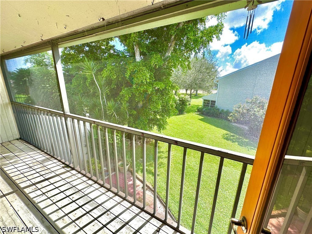 416 Bristle Cone Lane #9 Naples FL 34113 226019102 image17