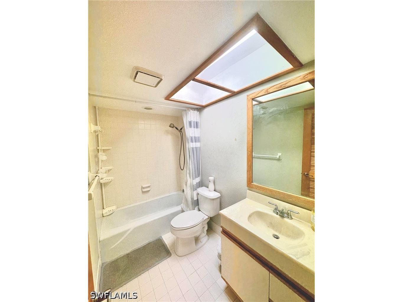 416 Bristle Cone Lane #9 Naples FL 34113 226019102 image18