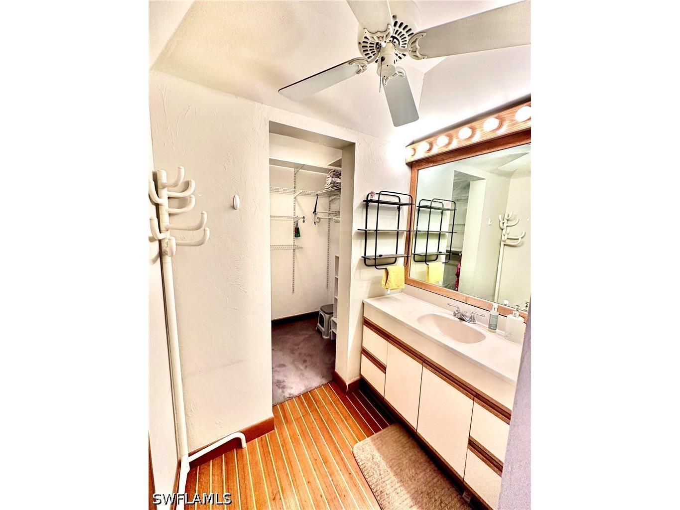 416 Bristle Cone Lane #9 Naples FL 34113 226019102 image21