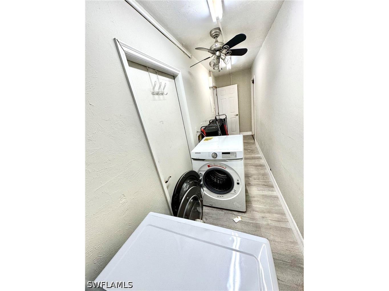 416 Bristle Cone Lane #9 Naples FL 34113 226019102 image34
