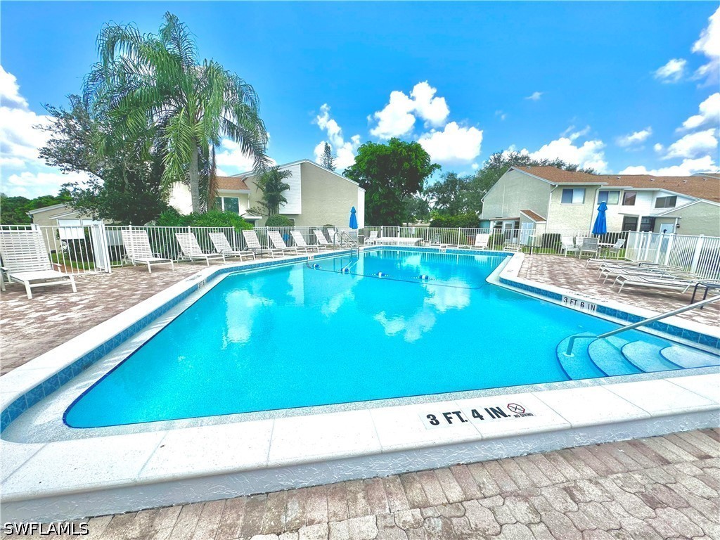 416 Bristle Cone Lane #9 Naples FL 34113 226019102 image36