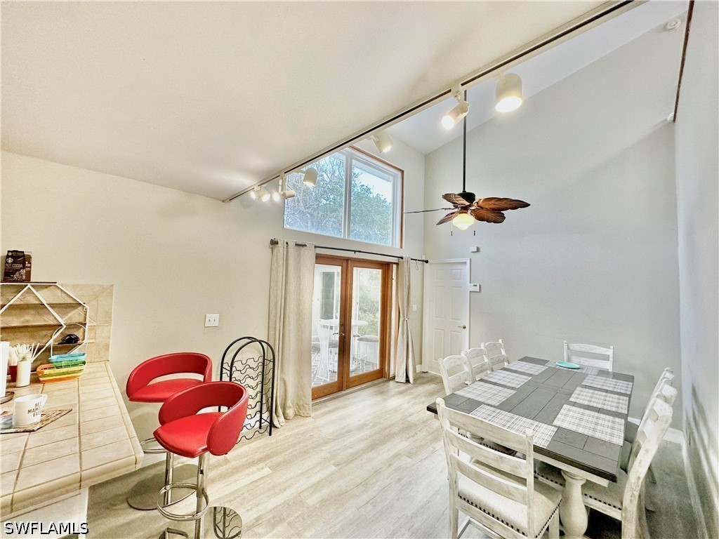 416 Bristle Cone Lane #9 Naples FL 34113 226019102 image6