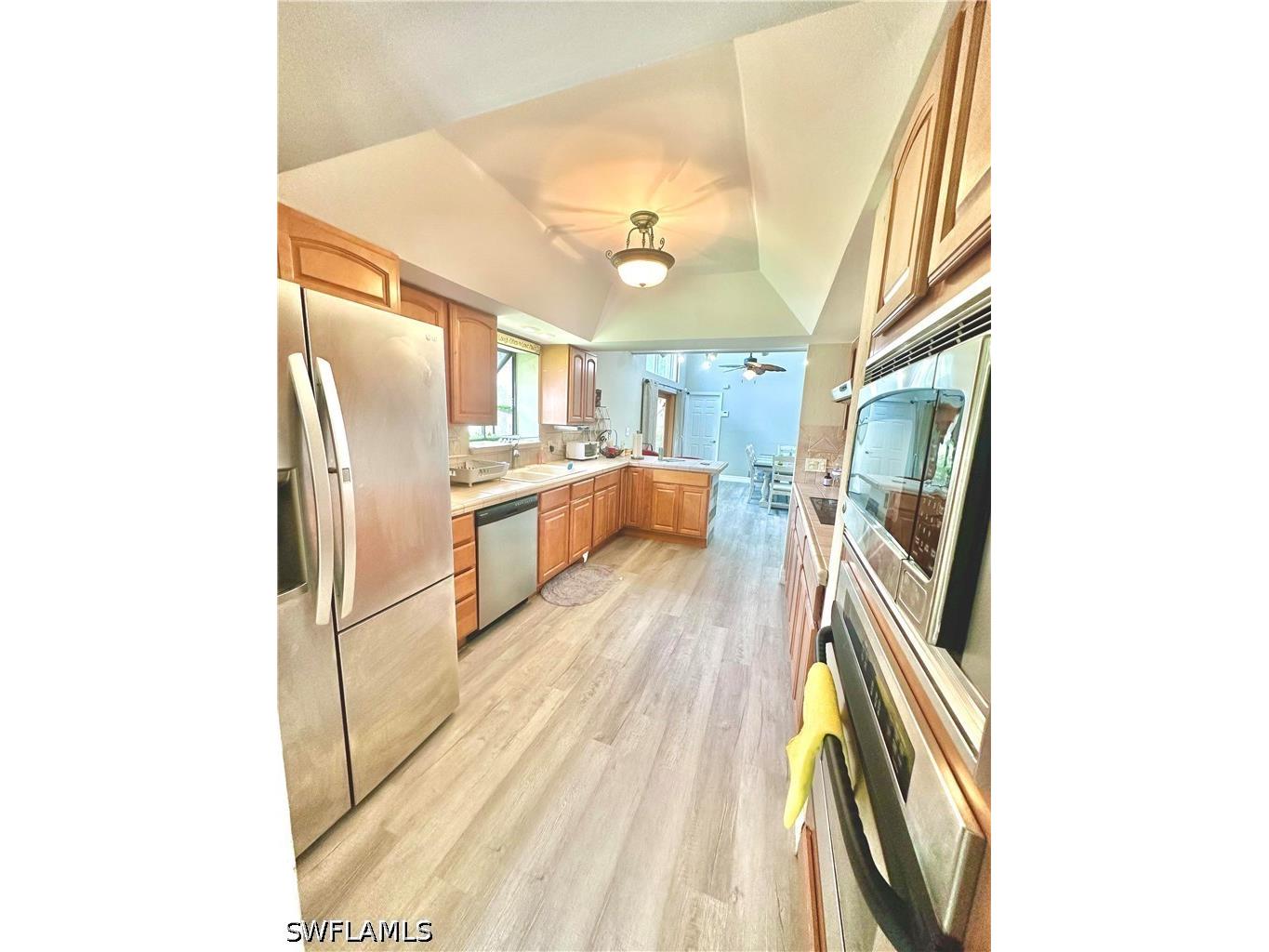 416 Bristle Cone Lane #9 Naples FL 34113 226019102 image8