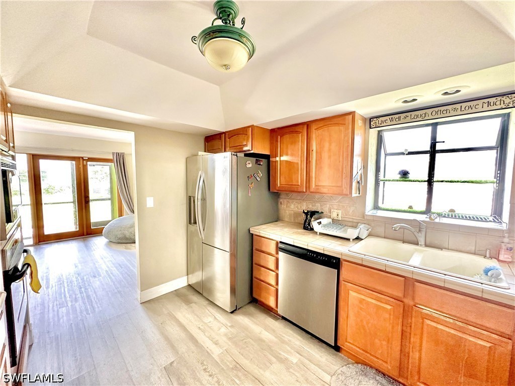 416 Bristle Cone Lane #9 Naples FL 34113 226019102 image9