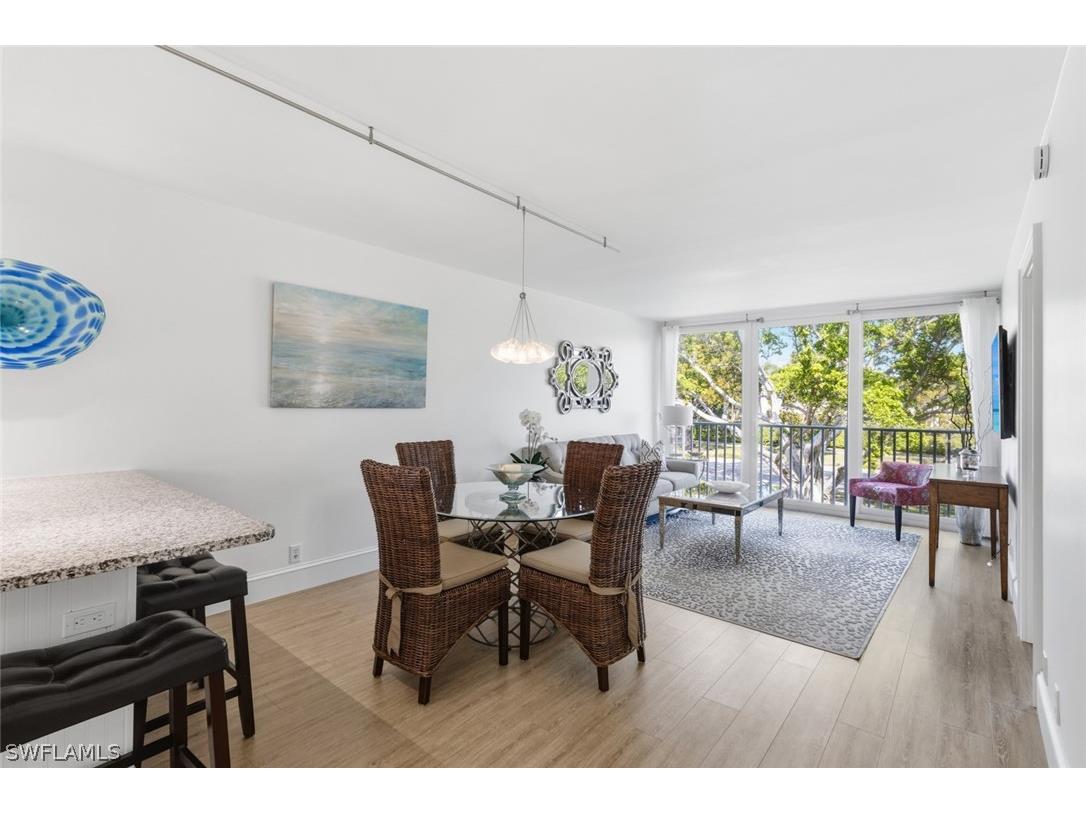 416 Broad Avenue S #H416 Naples FL 34102 226005901 image1