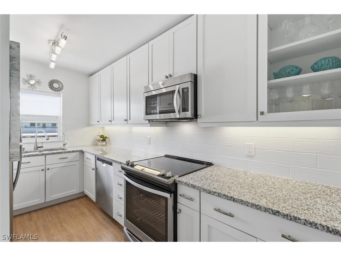 416 Broad Avenue S #H416 Naples FL 34102 226005901 image8