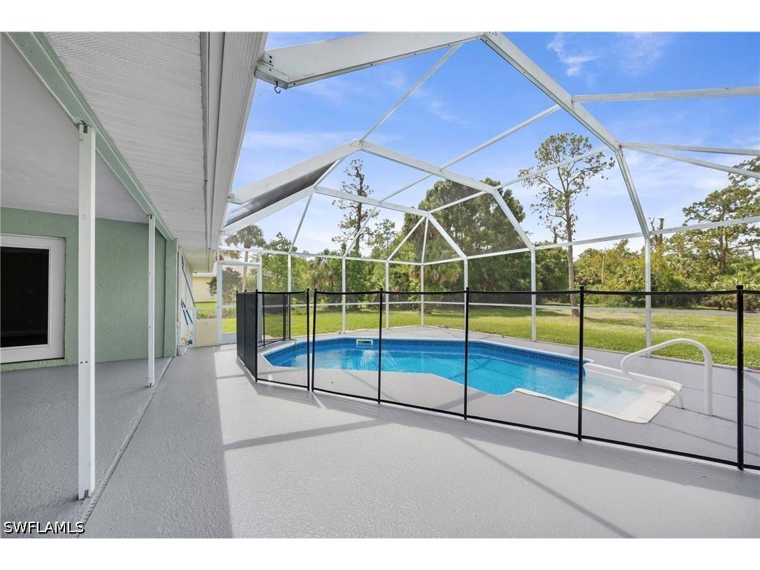 4160 5th Avenue SW Naples FL 34119 226020449 image4