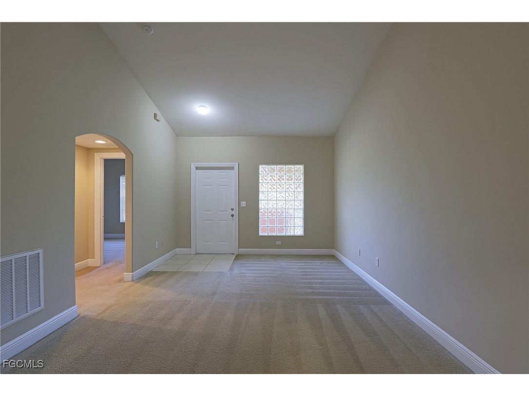 4160 Castilla Circle #202 Fort Myers FL 33916 2025020110 image5