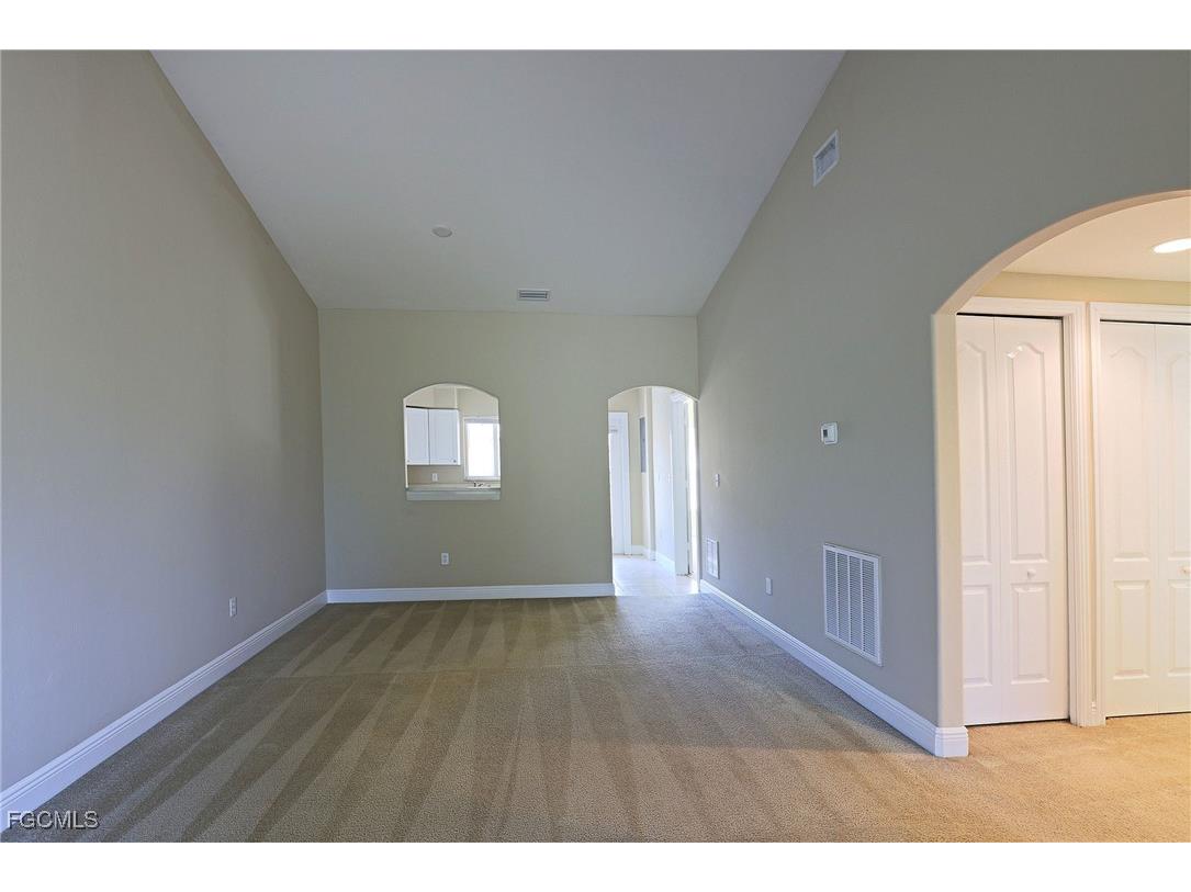 4160 Castilla Circle #202 Fort Myers FL 33916 2025020110 image6