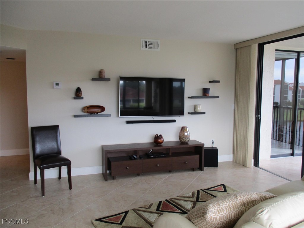 4160 Steamboat Bend E #403 Fort Myers FL 33919 2025016487 image12
