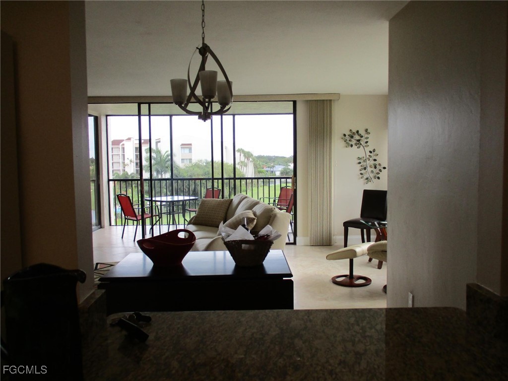 4160 Steamboat Bend E #403 Fort Myers FL 33919 2025016487 image2