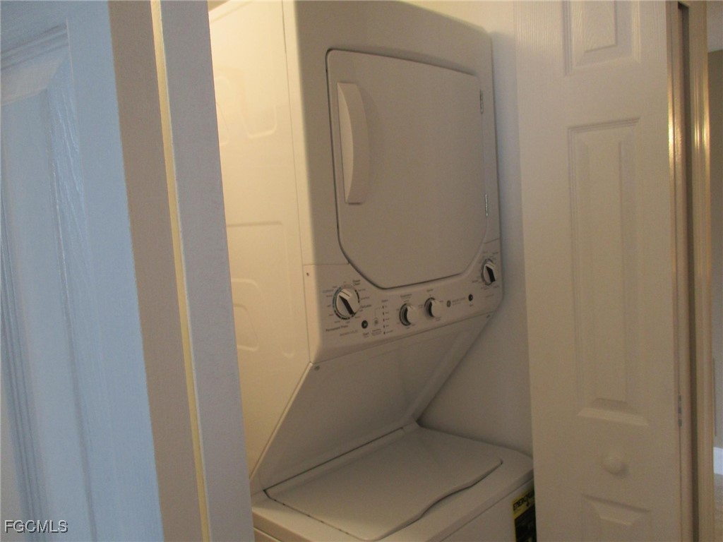 4160 Steamboat Bend E #403 Fort Myers FL 33919 2025016487 image9