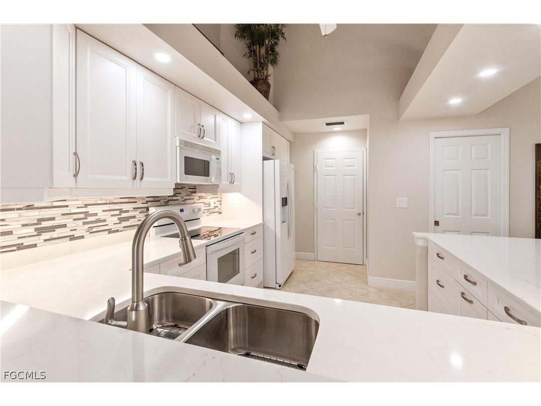 4162 Tequesta Drive Estero FL 33928 224088298 image13