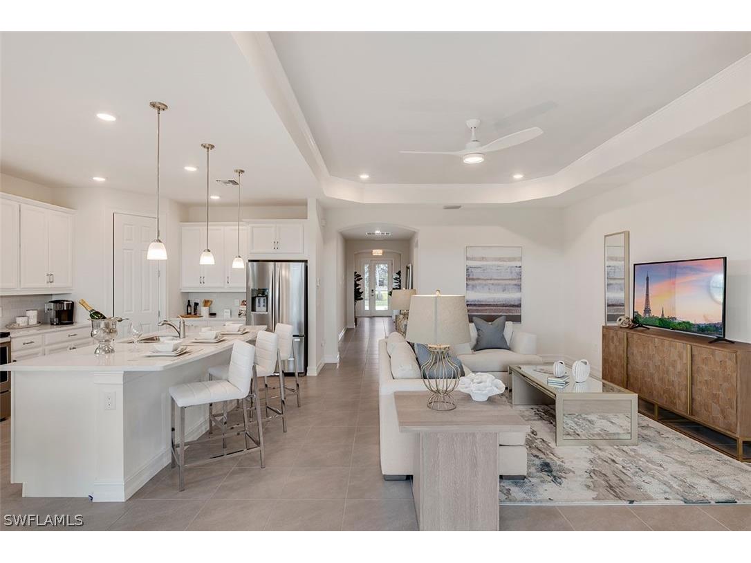 417 Grace Bay Lane Naples FL 34114 224040219 image1