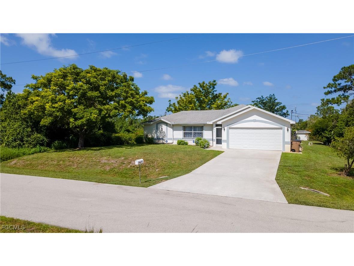 417 Irving Avenue Lehigh Acres FL 33972 2025003299 image1