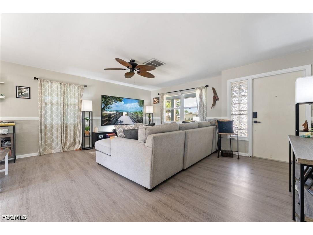 417 NE 14th Avenue Cape Coral FL 33909 2026022424 image8