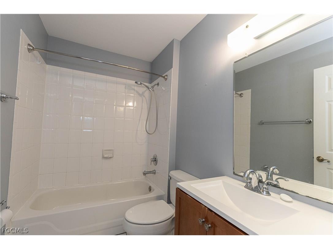 417 SE 21st Terrace Cape Coral FL 33990 2026009794 image12
