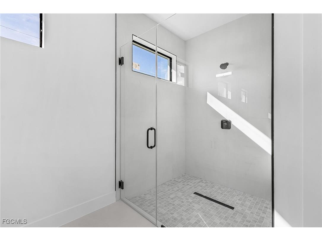 417 SW 23rd Terrace Cape Coral FL 33991 2025023972 image23