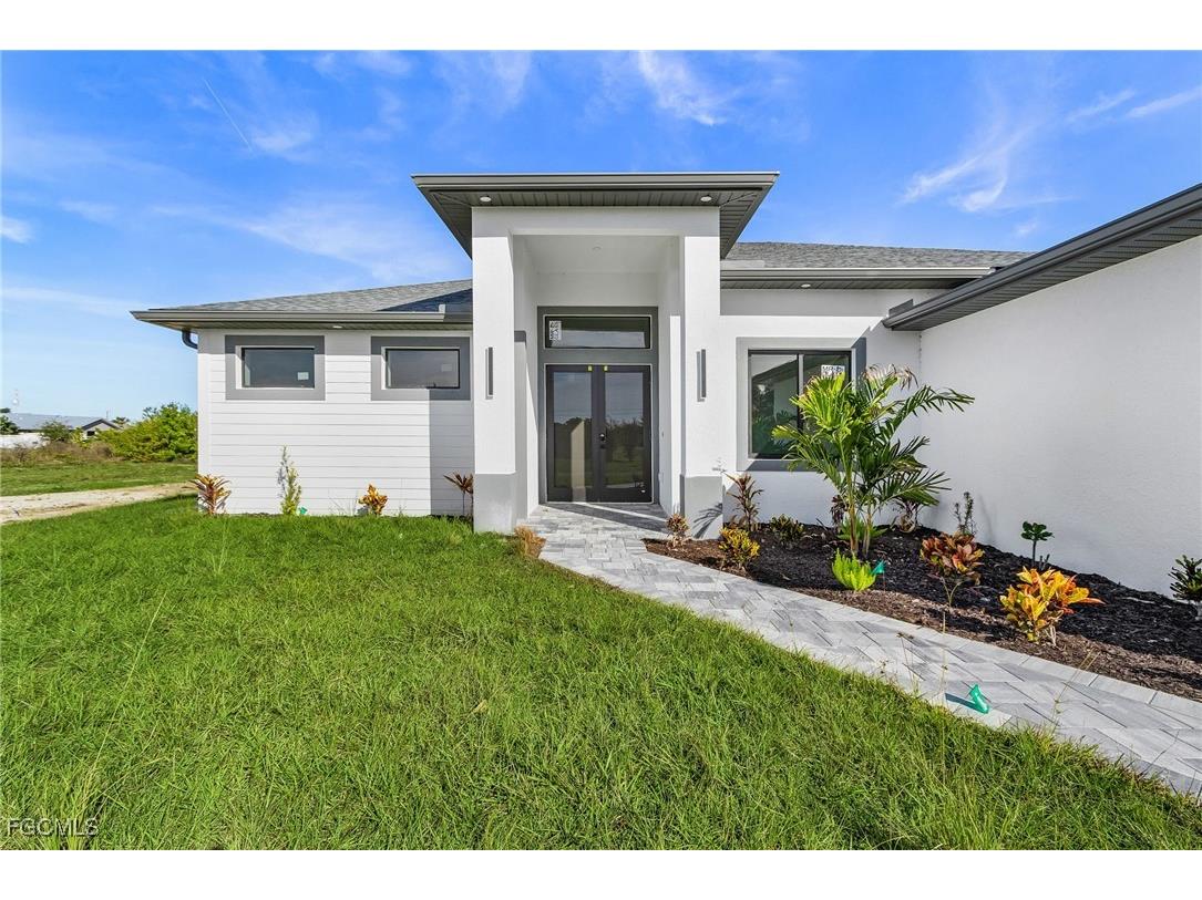 417 SW 23rd Terrace Cape Coral FL 33991 2025023972 image4