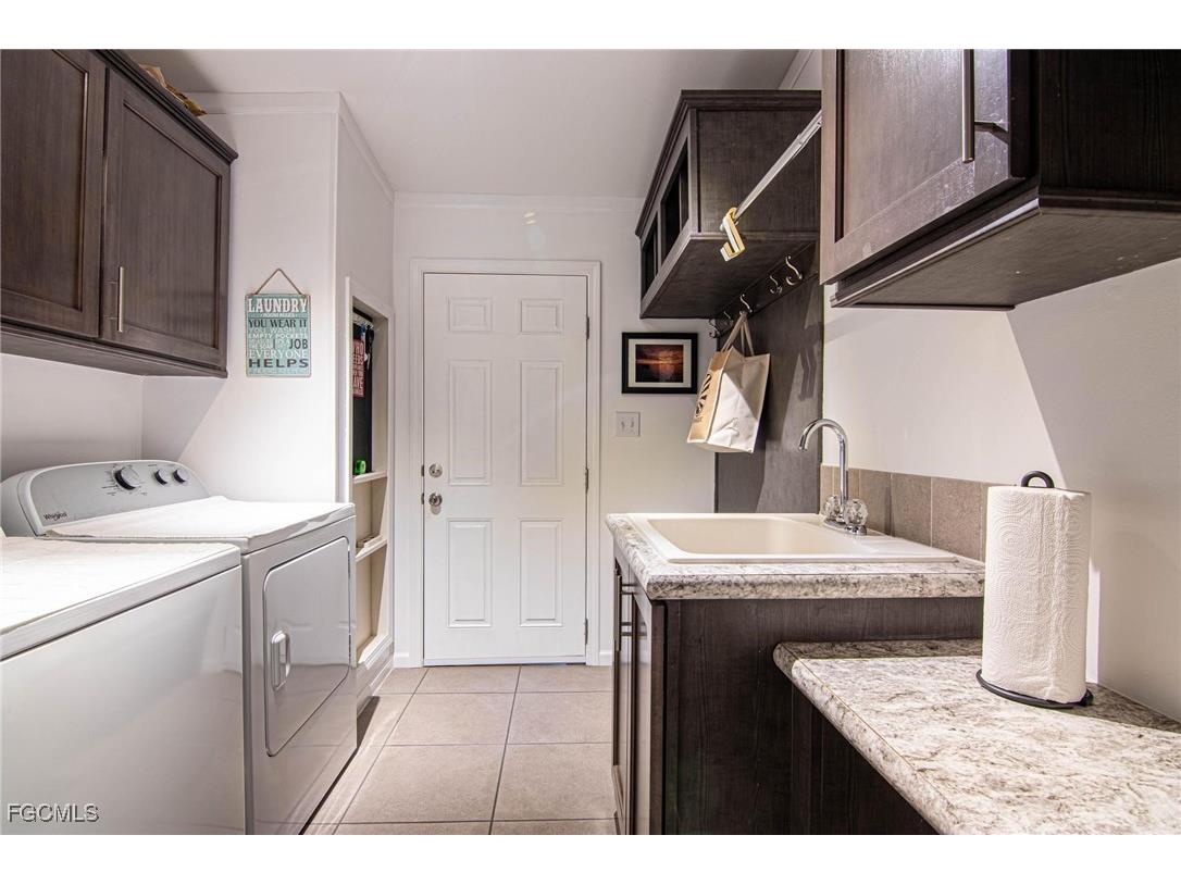 417 Snead Drive North Fort Myers FL 33903 2025014500 image27