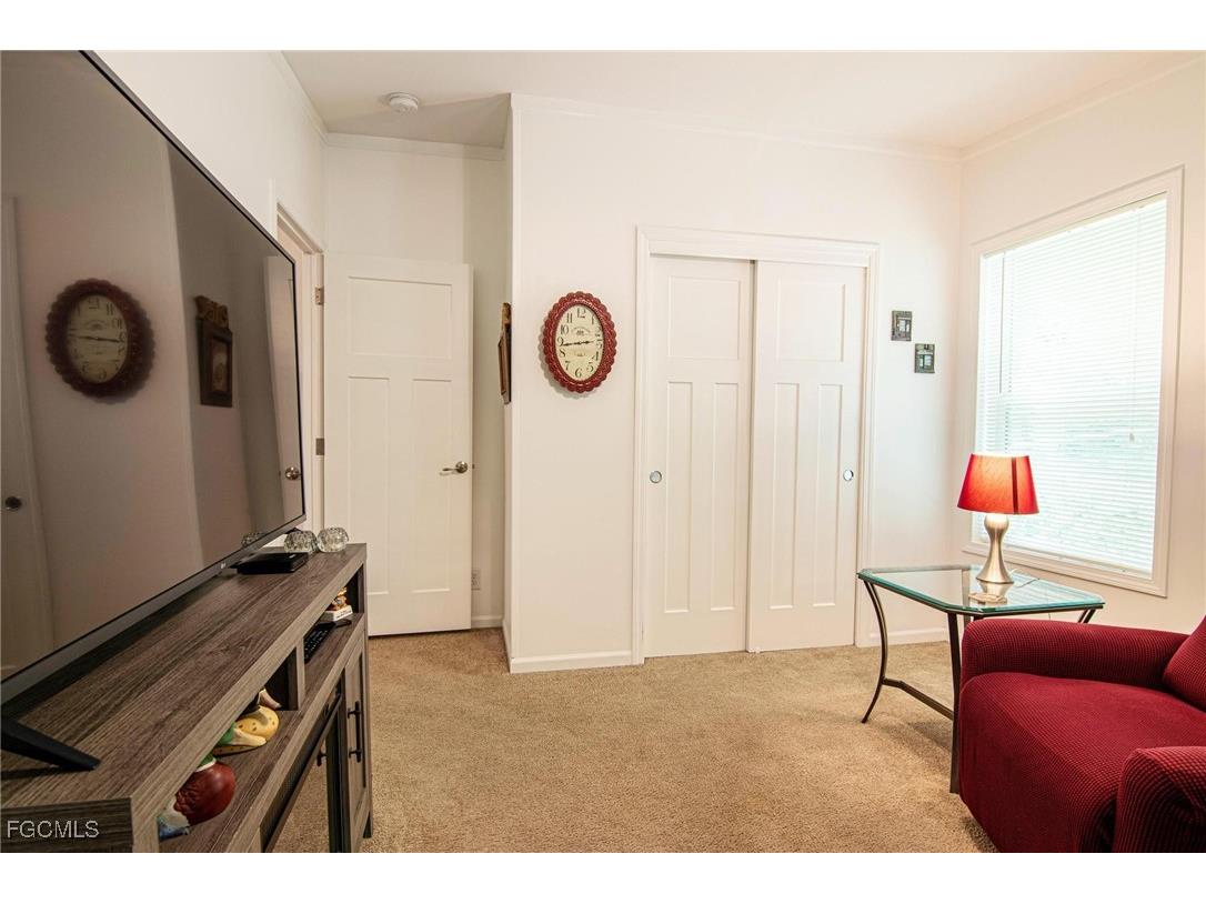 417 Snead Drive North Fort Myers FL 33903 2025014500 image33