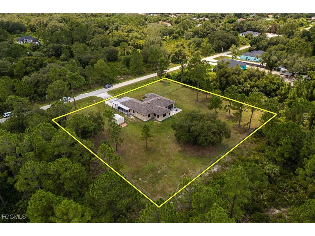 417 Thompson Avenue Lehigh Acres FL 33972 2025002811 image1