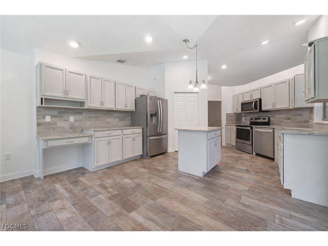 417 Thompson Avenue Lehigh Acres FL 33972 2026010478 image3